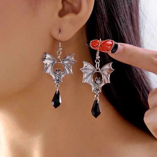 Gothic vampire bat - vampire,