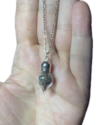 Graveyard dirt glass - dirt,