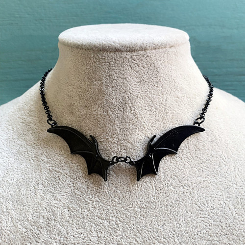 Gothic bat wing choker - gothic,