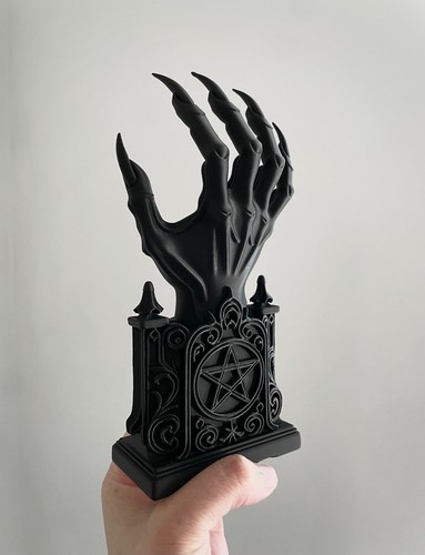 Demonic claw hand jewellery - claw,
