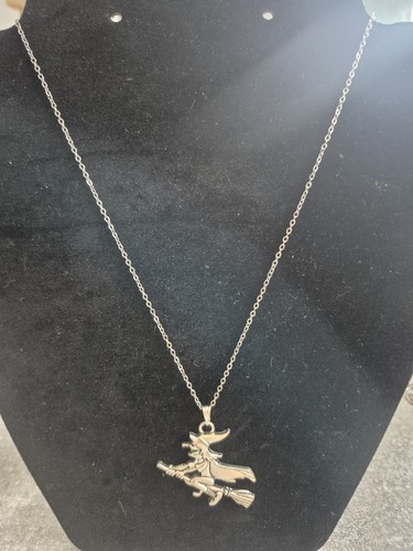 Silver colour larrge witch - silver,