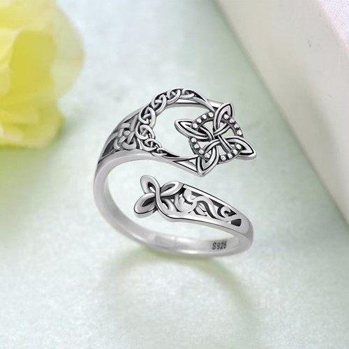 Classic witches knot ring - knot, for